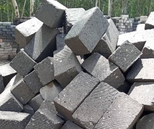 Machine Cut Stone (Dalugo) - 9 Inch